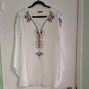 Lulu's Lined White Dress/Coverup with Colorful Embroidery Size Small